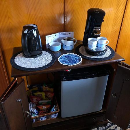 B&B Woonschip Robbedoes 阿默斯福特 外观 照片