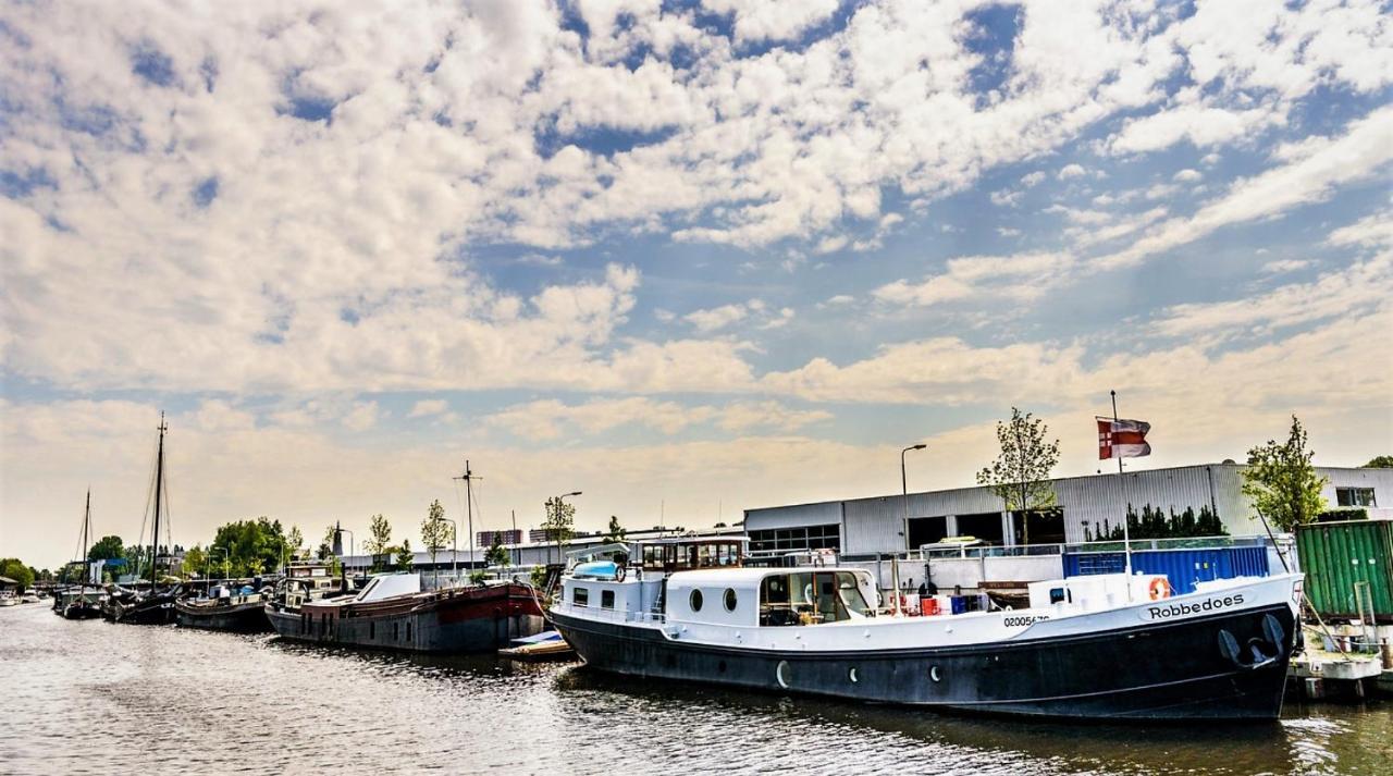 B&B Woonschip Robbedoes 阿默斯福特 外观 照片